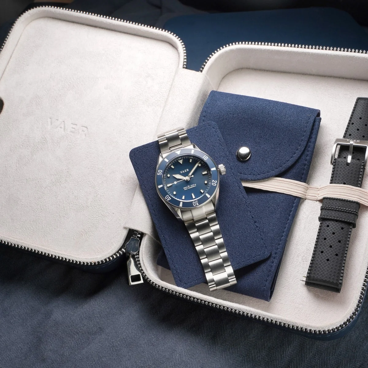 D4 Meridian Navy Matte Solar - 39mm USA - Image 10