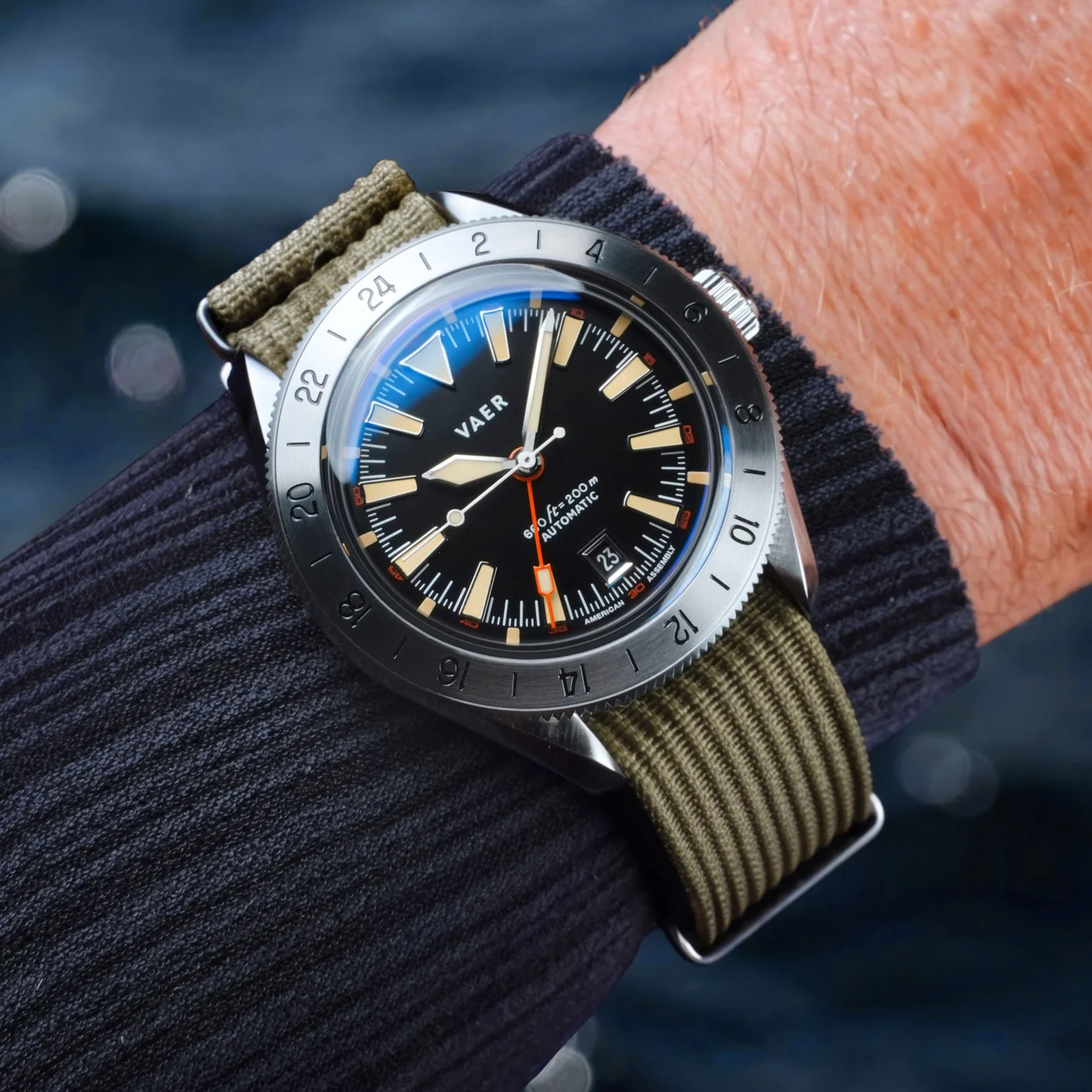 G5 Pacific Steel GMT - 42mm USA - Image 4