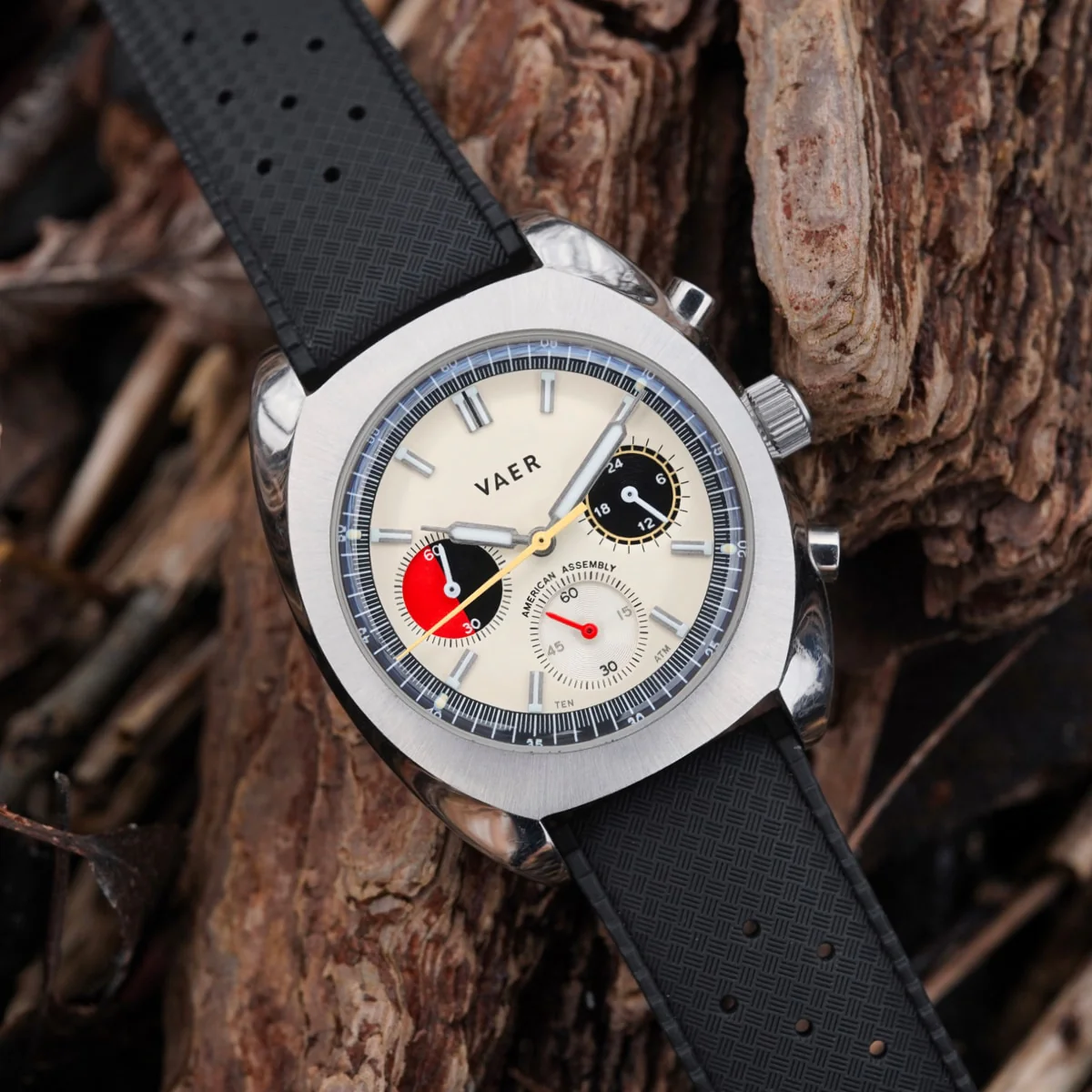 R1 Racing Chronograph Cream - 38mm USA - Image 11