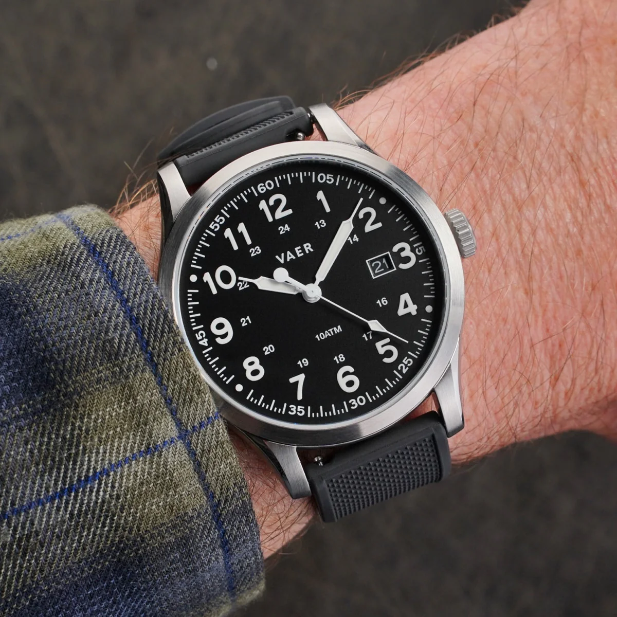 S5 Calendar Field Black - 42mm Quartz - Image 6