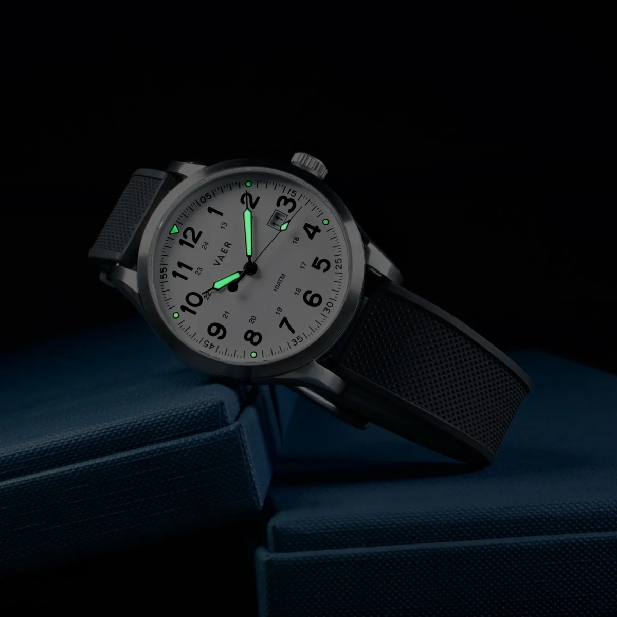 S5 Calendar Field White - 42mm Quartz - Image 7