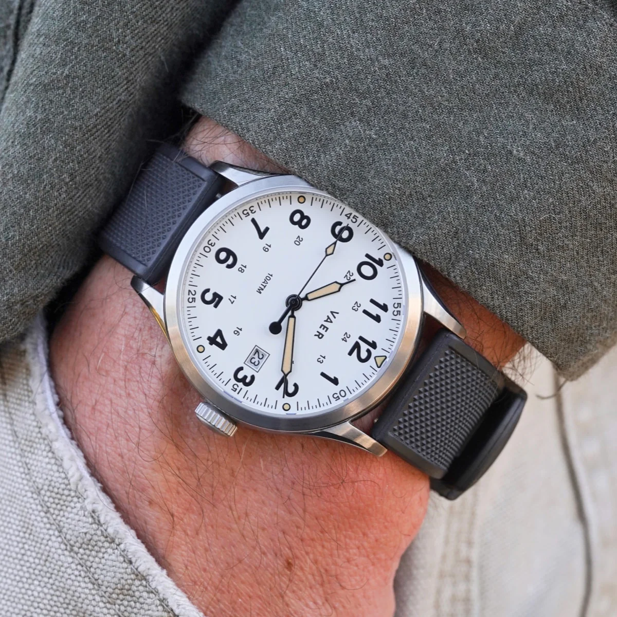 S5 Calendar Field White - 40mm Quartz - Image 8